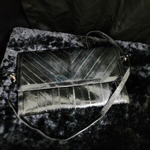 Sunco Vintage 80's authentic eel skin clutch with strap